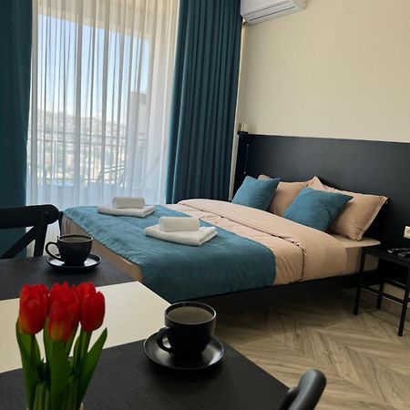 Brothers Apartments With Terrace In Old Tbilisi Buitenkant foto