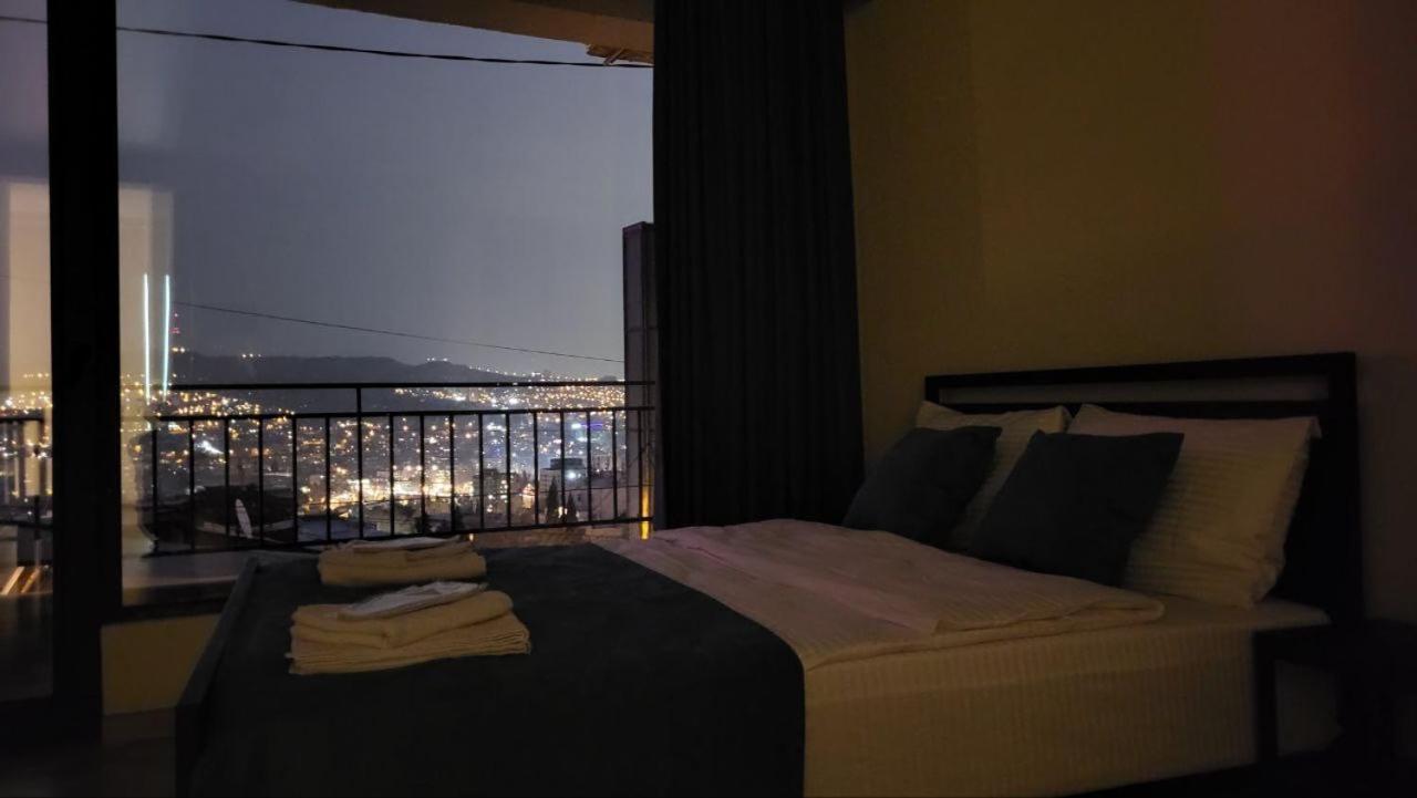 Brothers Apartments With Terrace In Old Tbilisi Buitenkant foto