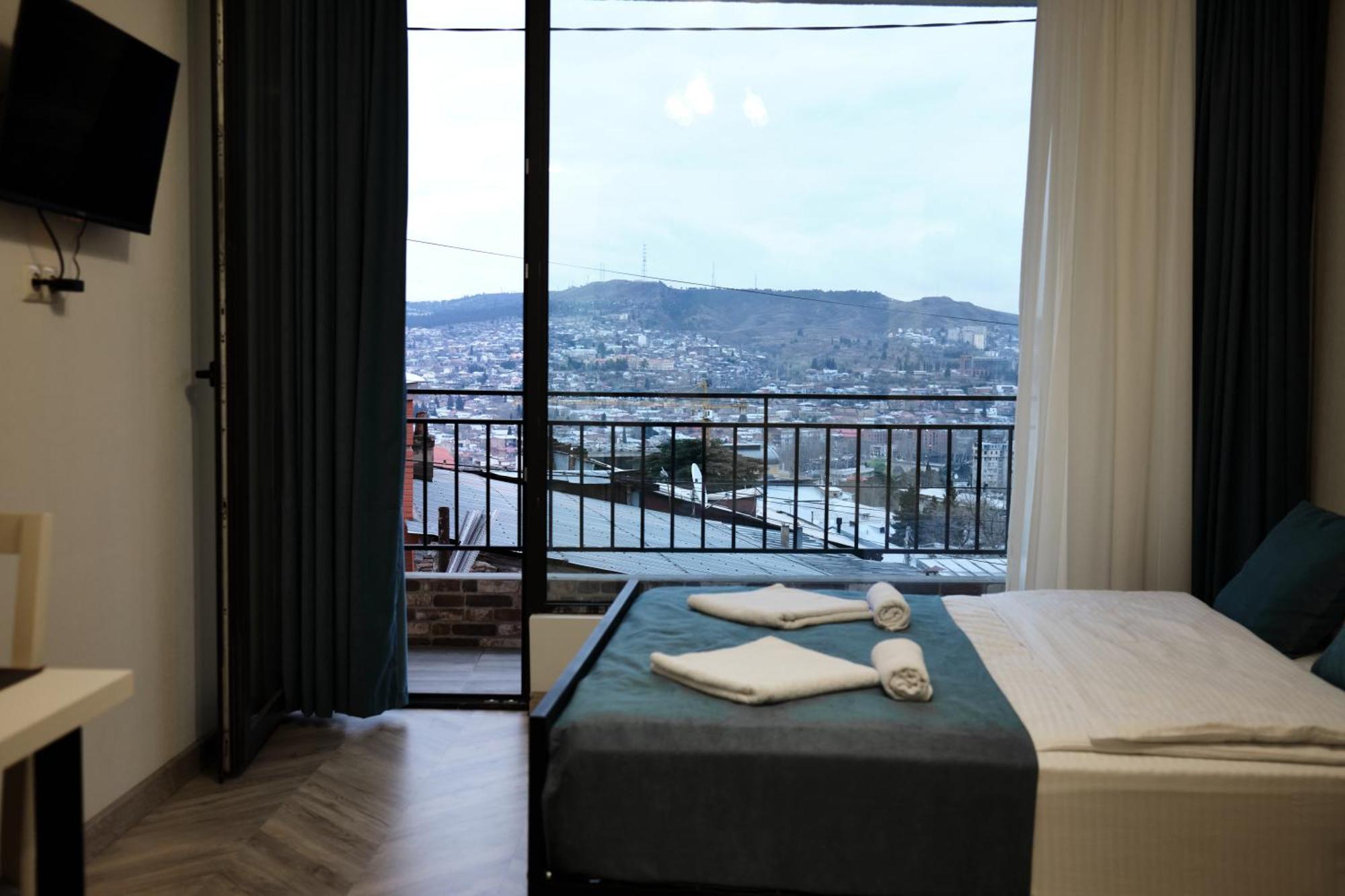Brothers Apartments With Terrace In Old Tbilisi Buitenkant foto